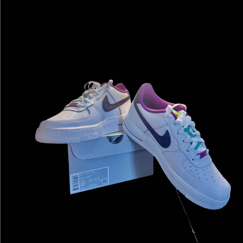 Nike Air Force Ones - 6.5 Big Kids